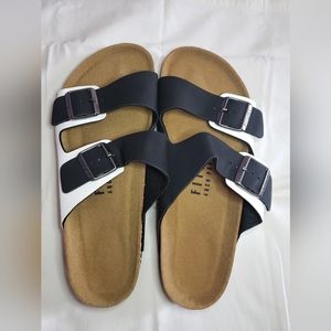 Fitory Arch Pro 2.0 Women's Sandals. Brand New. Size 10. Black White Tan